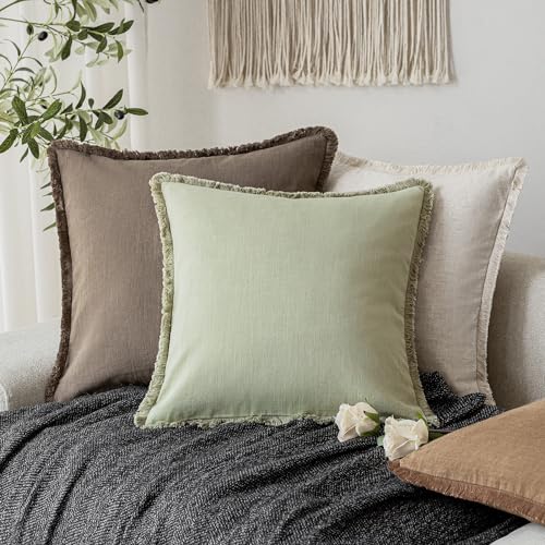 Lewcumy Decorative Linen Cushion Cover with Fringes, 66 x 66 cm